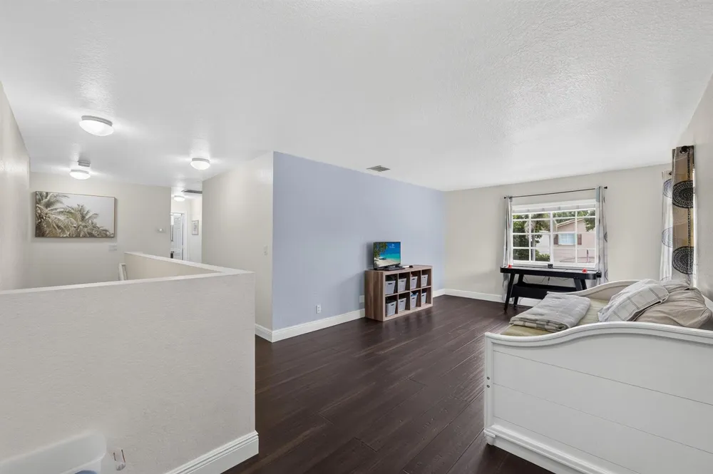 5532 SE GRAHAM DRIVE Stuart, FL 34997