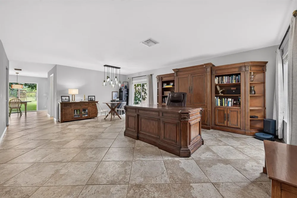 5532 SE GRAHAM DRIVE Stuart, FL 34997