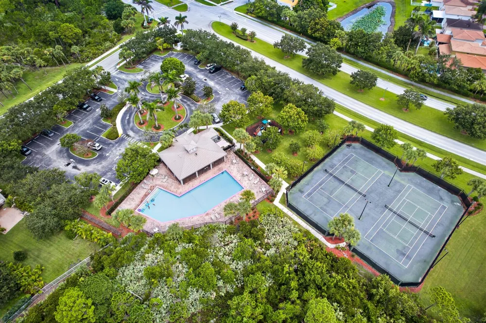 5532 SE GRAHAM DRIVE Stuart, FL 34997