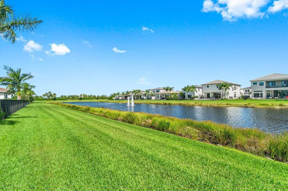 17352 Rosella Road Boca Raton, FL 33496