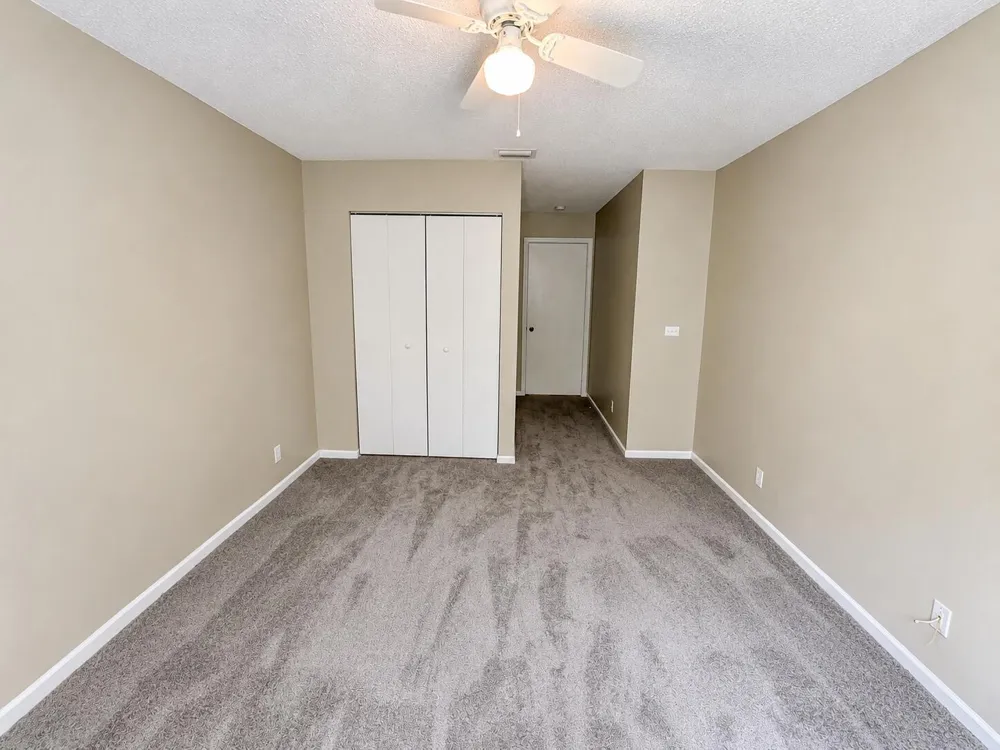 6892 Mill Brook Place Lake Worth, FL 33463