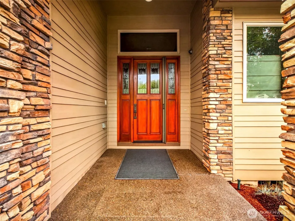 1005 SE 201st Court Camas, WA 98607