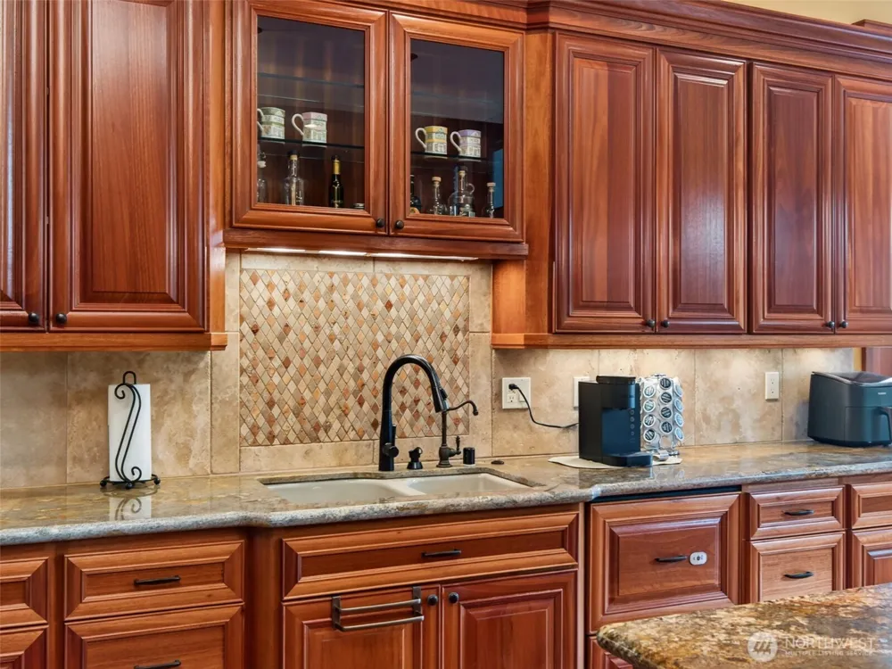1005 SE 201st Court Camas, WA 98607