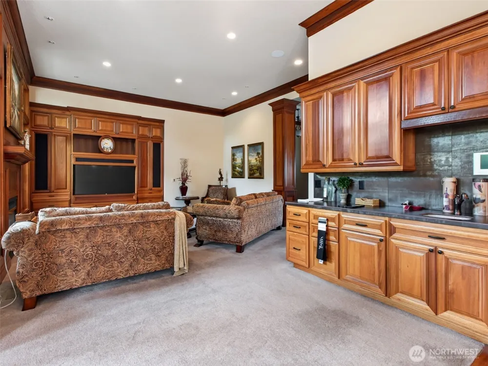 1005 SE 201st Court Camas, WA 98607