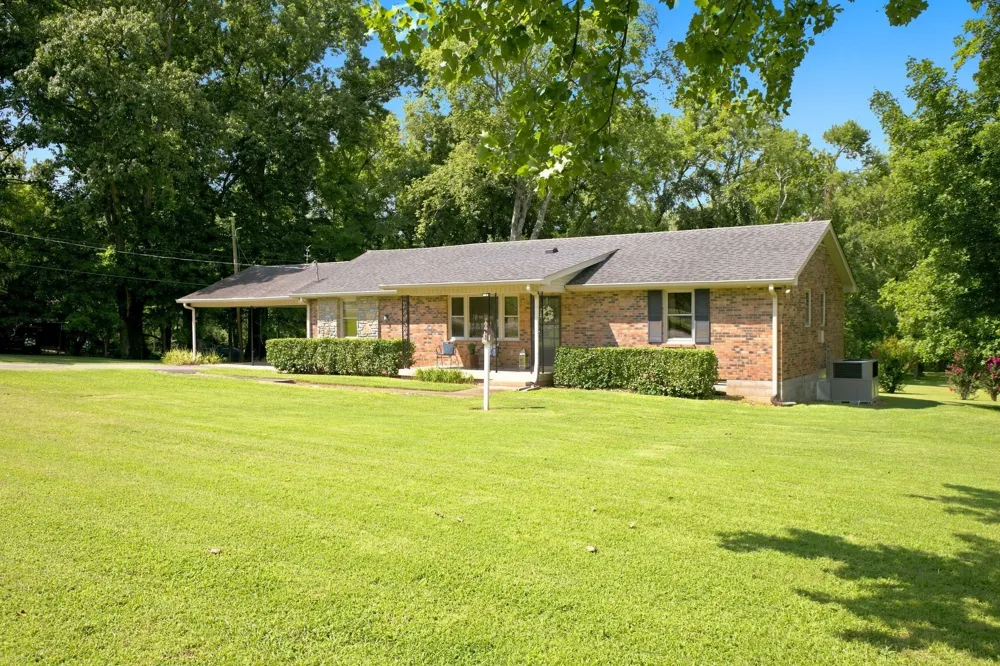 5757 Pettus Rd Antioch, TN 37013