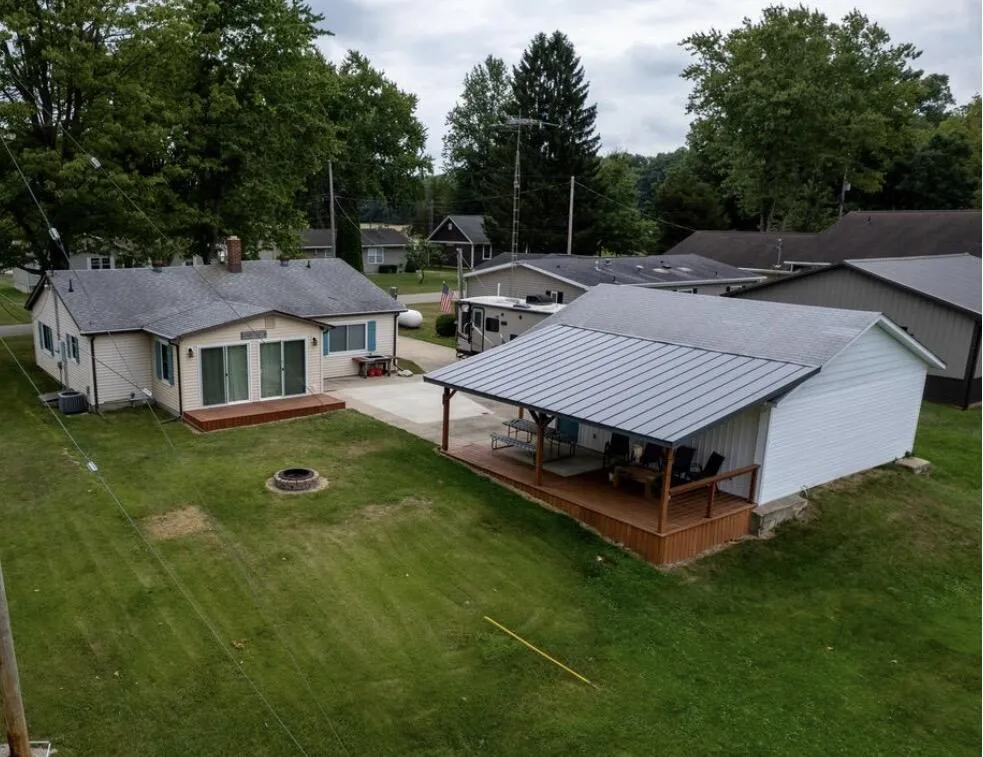 418 W Russell Drive Ovid Township, MI 49036