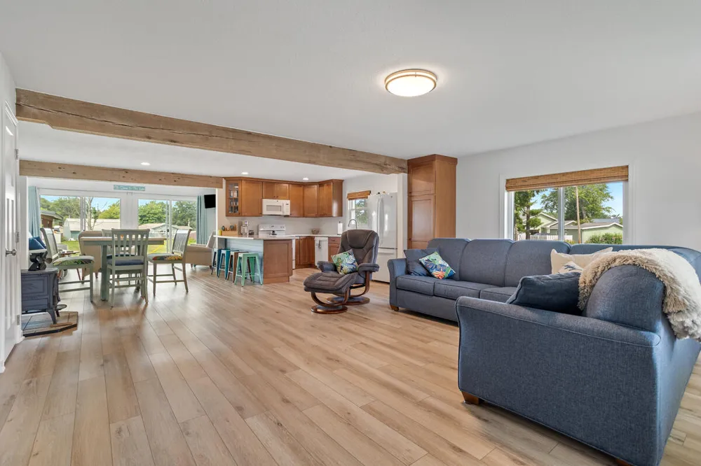 418 W Russell Drive Ovid Township, MI 49036