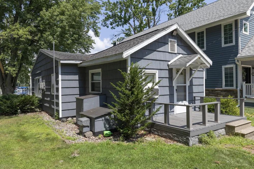 33418 Inn-D-Inn Drive Pokagon Township, MI 49047
