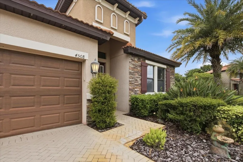 4508 GRAND LAKESIDE DRIVE E Palm Harbor, FL 34684