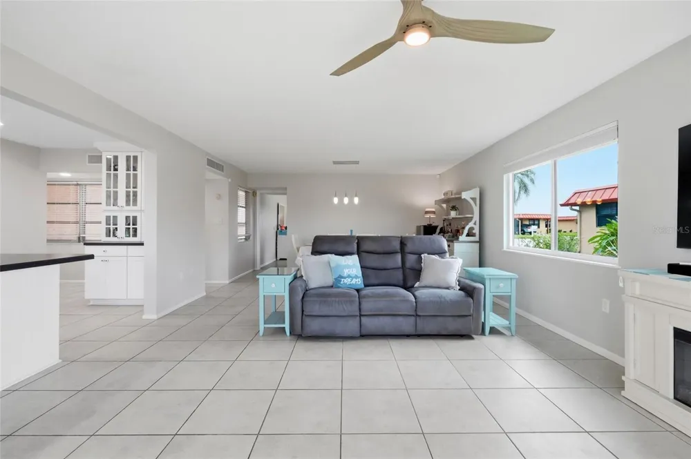 3844 CATALINA DRIVE #3844 Bradenton, FL 34210