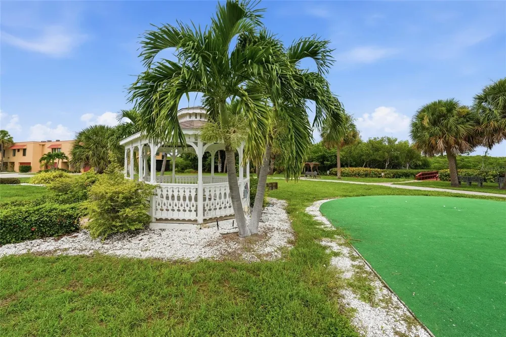 3844 CATALINA DRIVE #3844 Bradenton, FL 34210