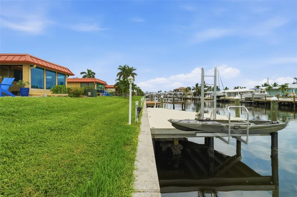 3844 CATALINA DRIVE #3844 Bradenton, FL 34210