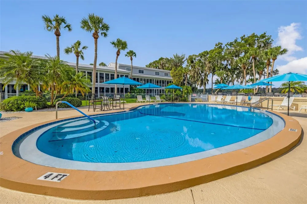 210 RIVER BEND PLACE #B Welaka, FL 32193