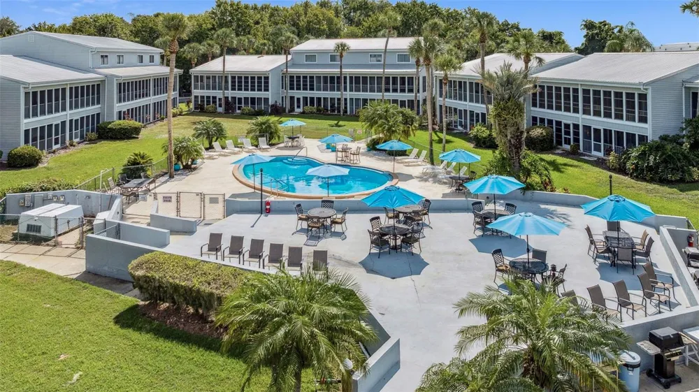 210 RIVER BEND PLACE #B Welaka, FL 32193