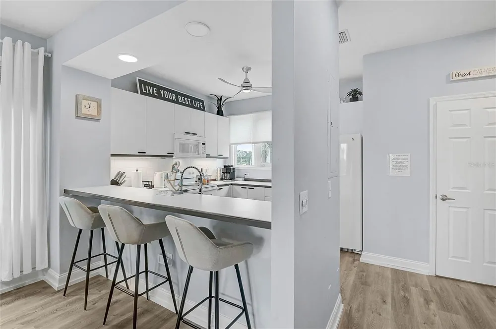 508 FOREST WAY #508 Longboat Key, FL 34228