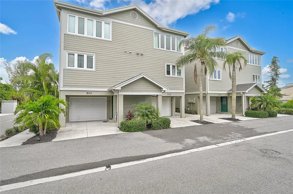 508 FOREST WAY #508 Longboat Key, FL 34228