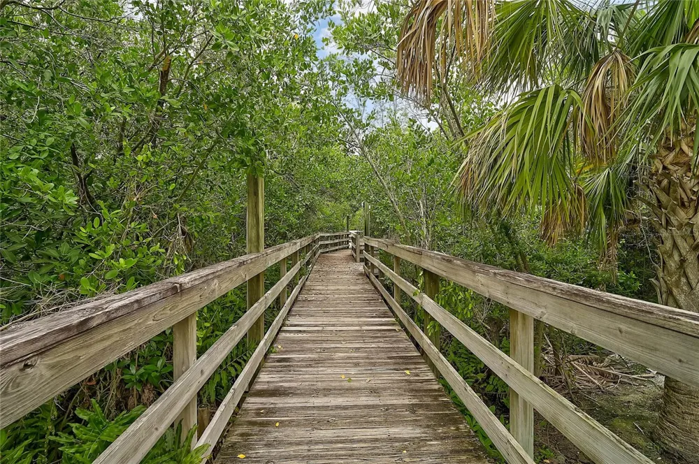 508 FOREST WAY #508 Longboat Key, FL 34228