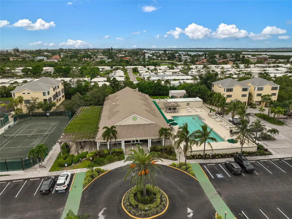 508 FOREST WAY #508 Longboat Key, FL 34228