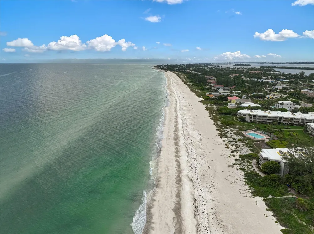 508 FOREST WAY #508 Longboat Key, FL 34228