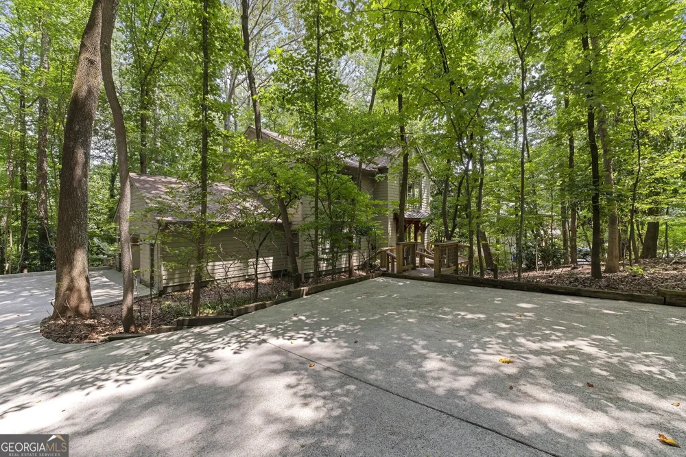 3886 Harts Mill LN Brookhaven, GA 30319