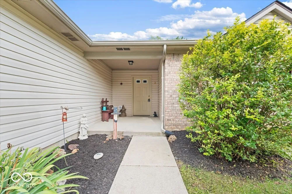343 S Windstone Court Bloomington, IN 47403