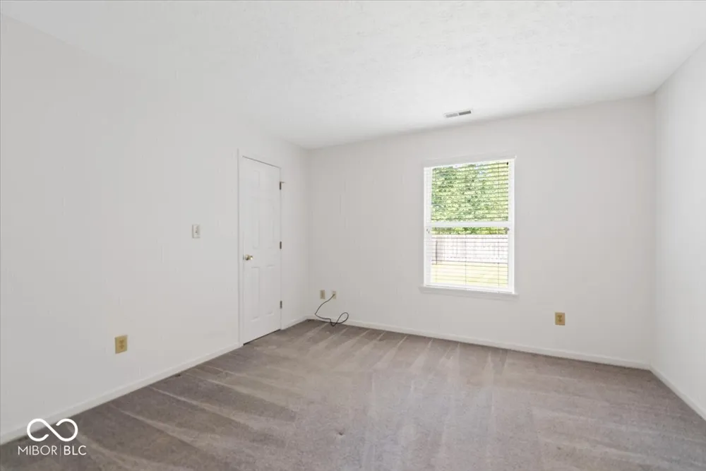 343 S Windstone Court Bloomington, IN 47403