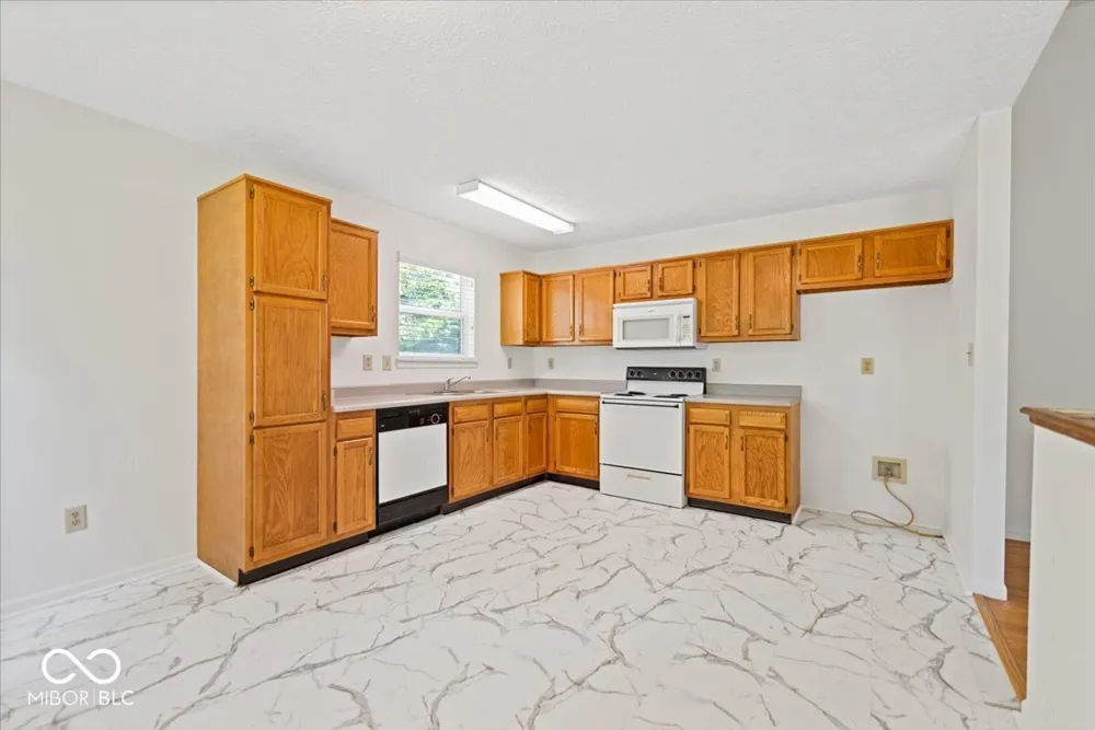 343 S Windstone Court Bloomington, IN 47403