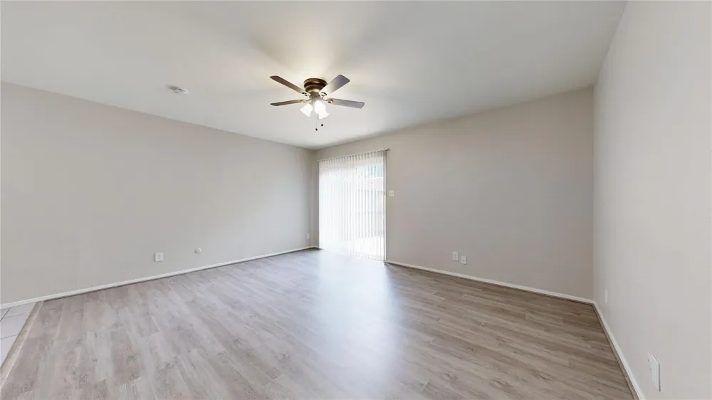 7700 Chapin Road #5 Fort Worth, TX 76116