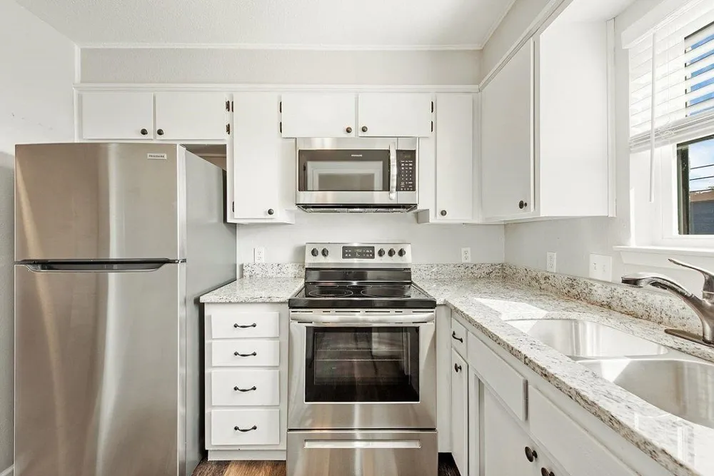 7700 Chapin Road #5 Fort Worth, TX 76116