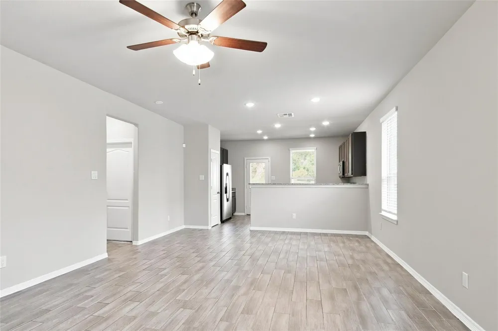 24710 Russet Bluff Trail Houston, TX 77336