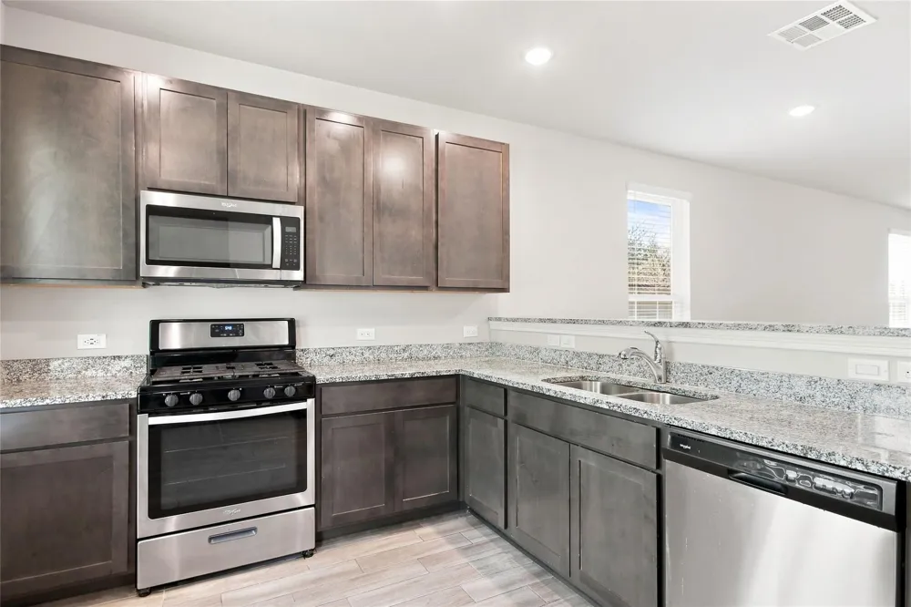 24710 Russet Bluff Trail Houston, TX 77336