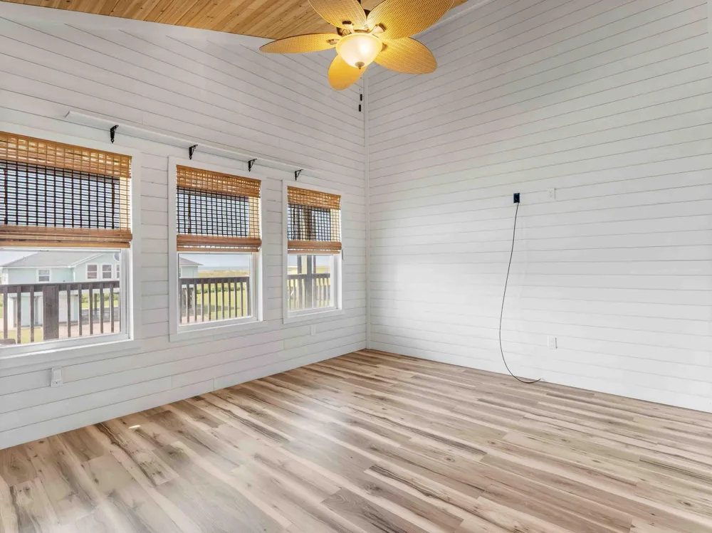 403 Beachfront Drive Matagorda, TX 77457