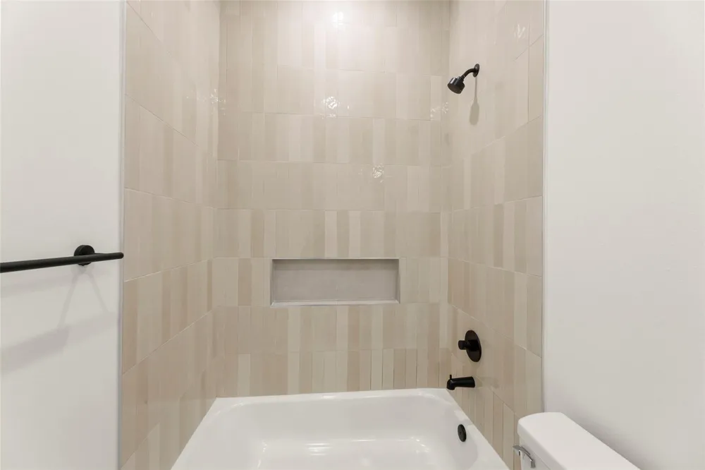 308 E 35th Street Houston, TX 77018