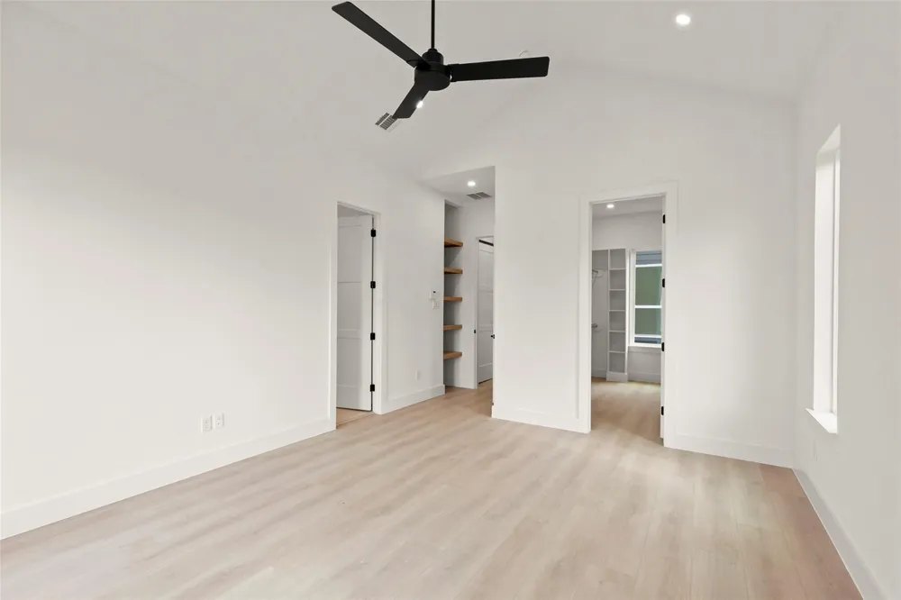 308 E 35th Street Houston, TX 77018