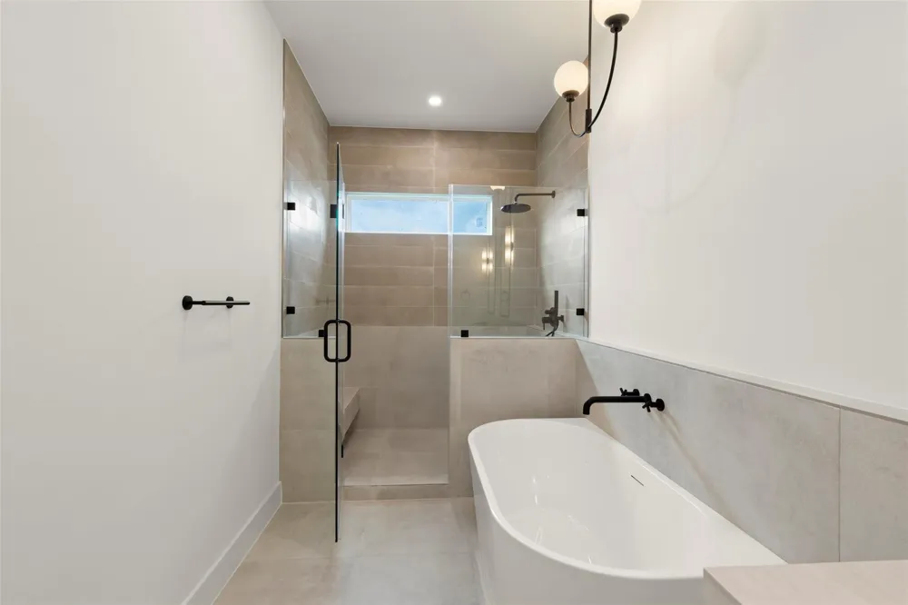 308 E 35th Street Houston, TX 77018