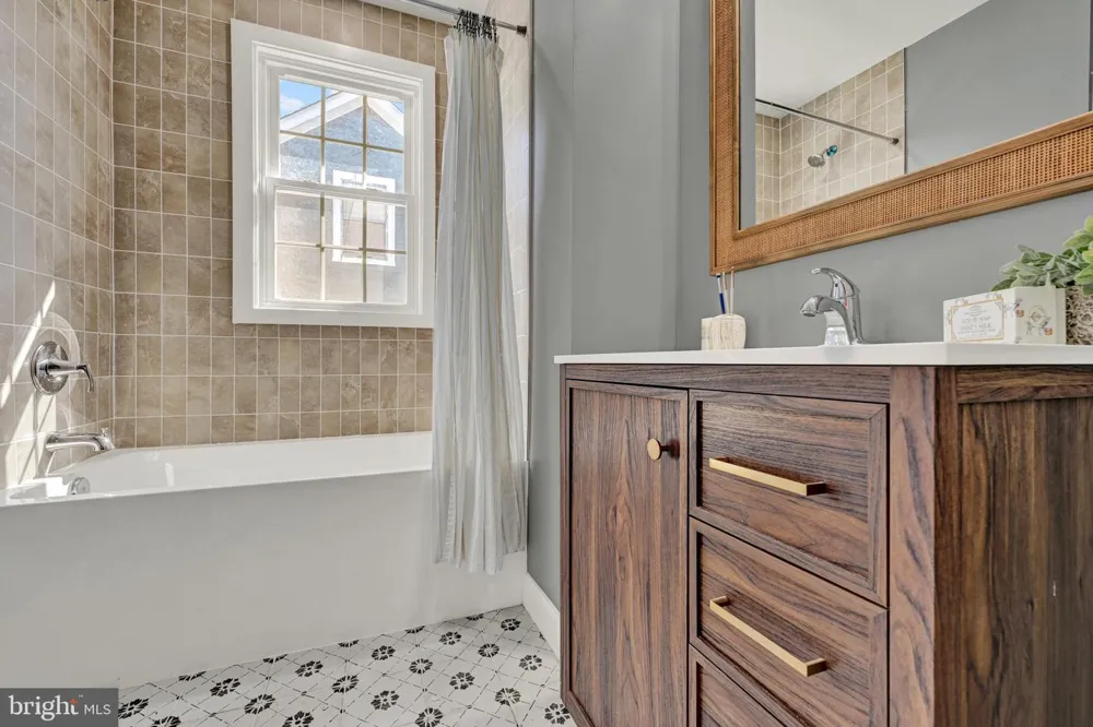 5101 ARDMORE WAY Baltimore, MD 21206
