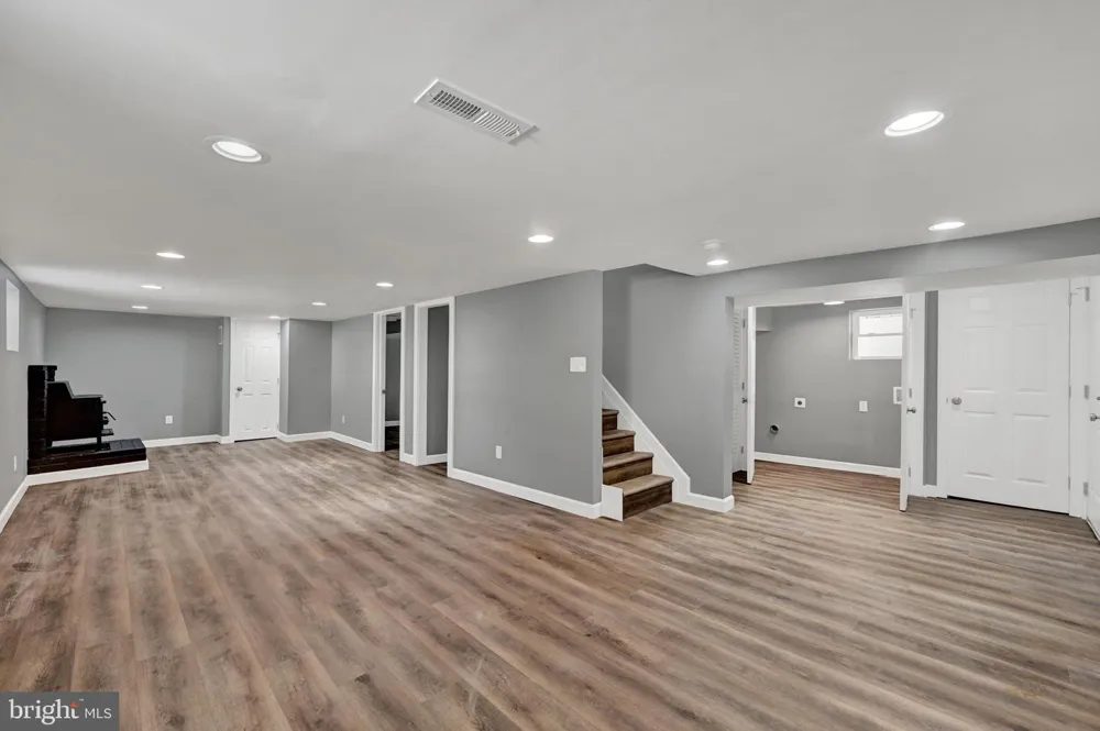 5101 ARDMORE WAY Baltimore, MD 21206