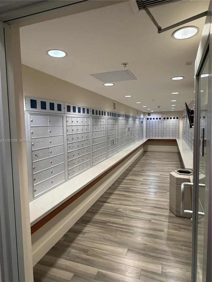 1750 Bayshore Dr #2308 Miami, FL 33132