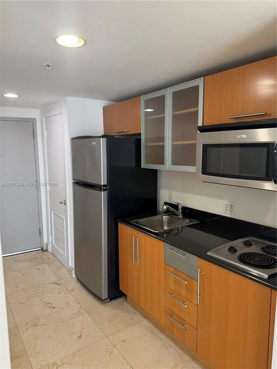 1750 Bayshore Dr #2308 Miami, FL 33132