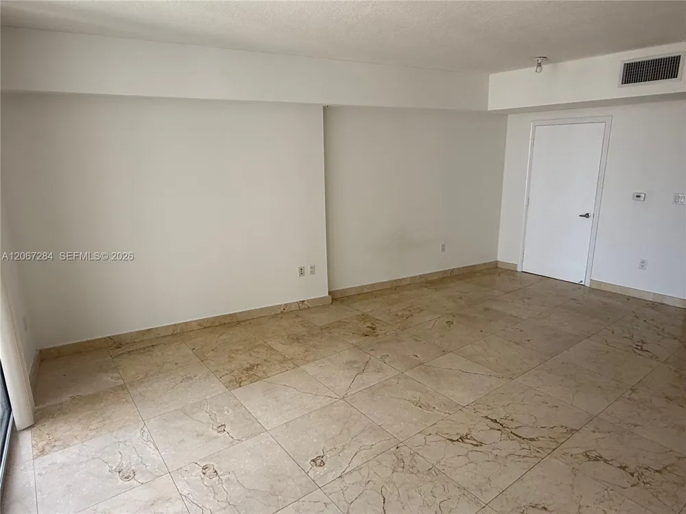 1750 Bayshore Dr #2308 Miami, FL 33132