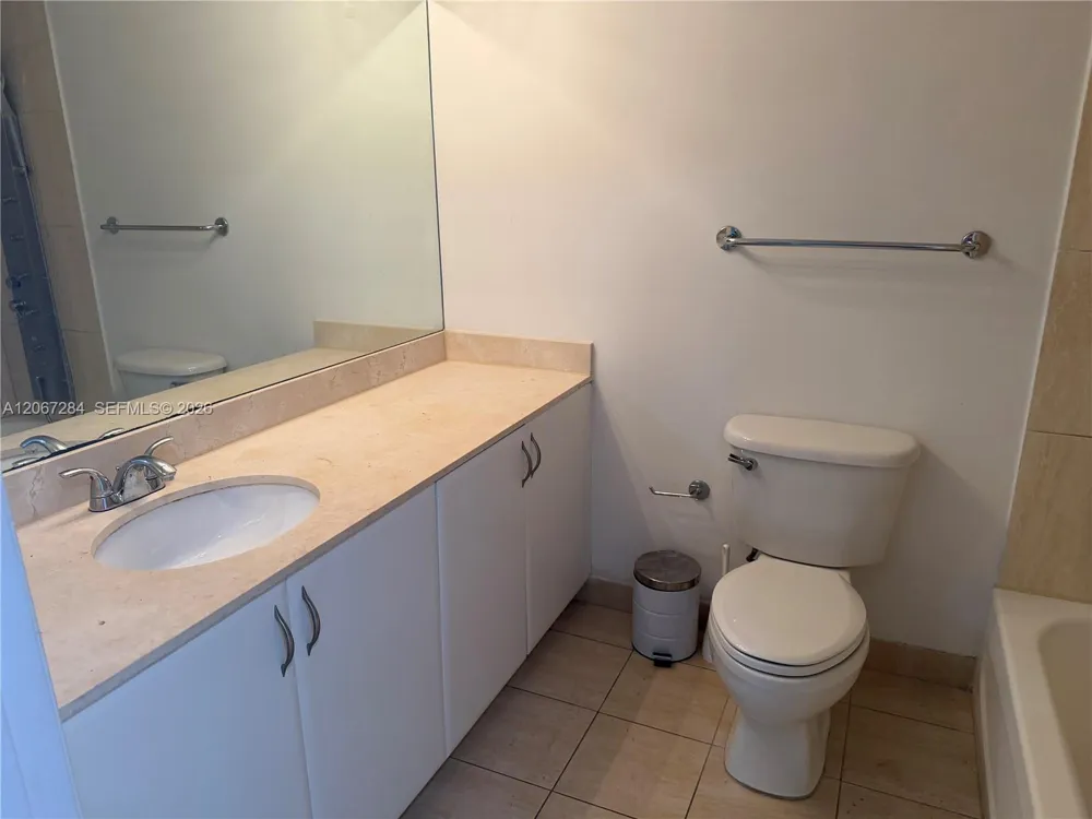 1750 Bayshore Dr #2308 Miami, FL 33132