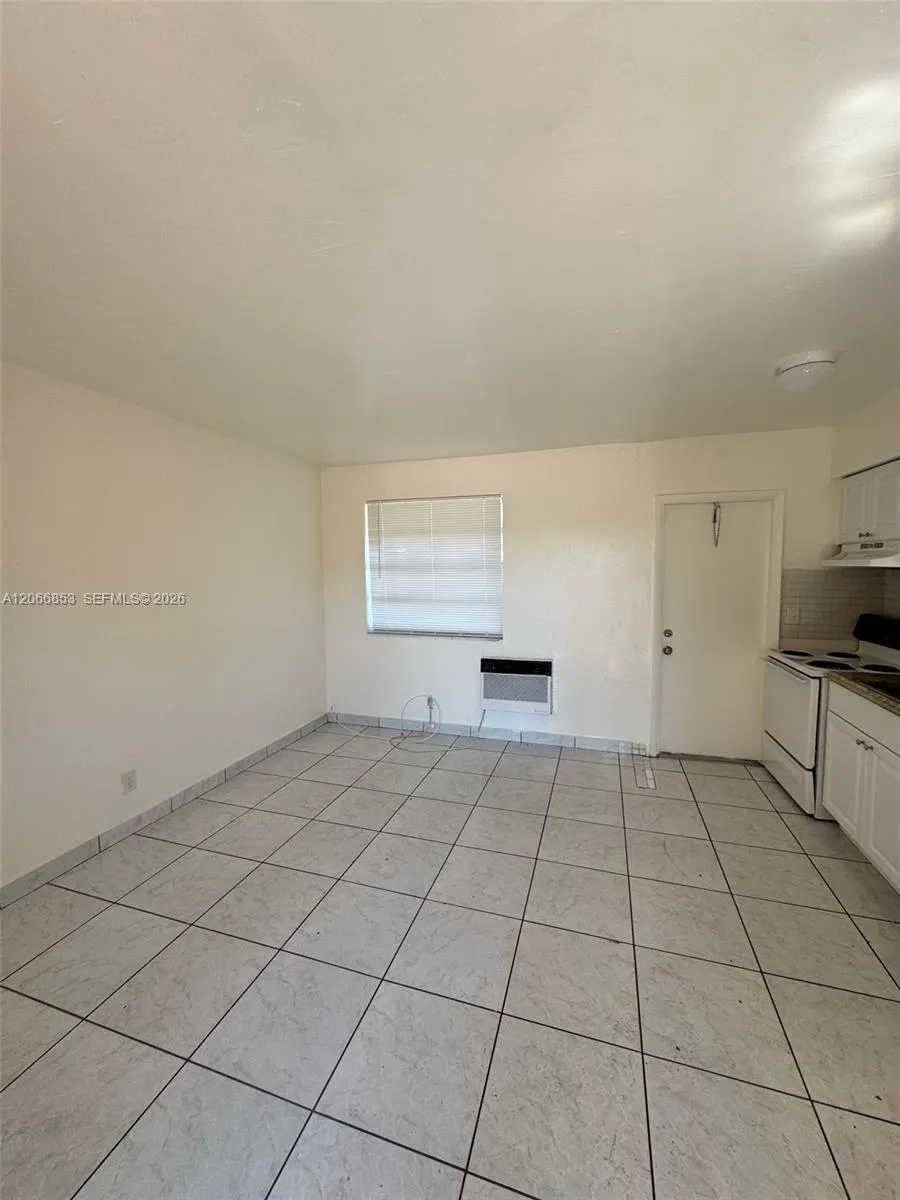 2451 NW 13th Ct #5 Fort Lauderdale, FL 33311