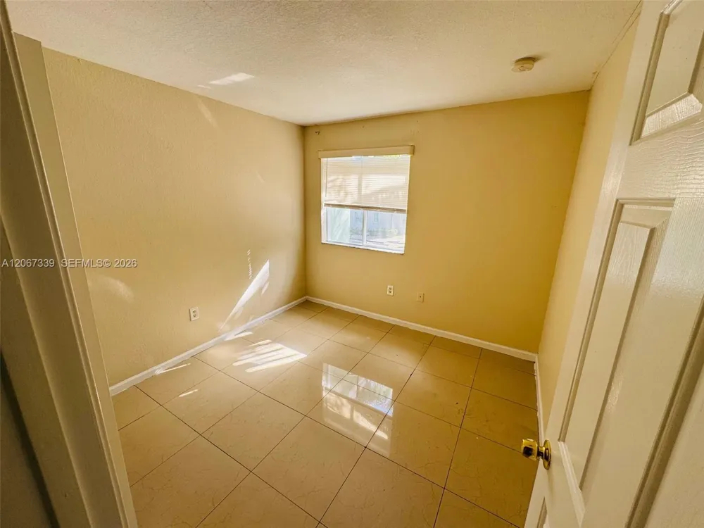 1601 SE 24th Ct #221 Homestead, FL 33035