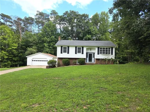 414 Oak Ridge Drive