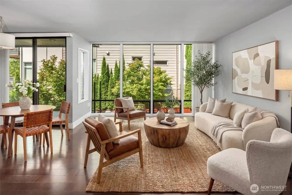 4561 Lake Washington Boulevard NE #201 Kirkland, WA 98033