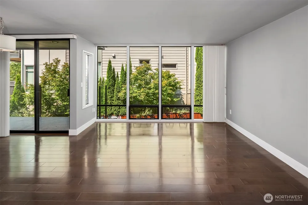 4561 Lake Washington Boulevard NE #201 Kirkland, WA 98033