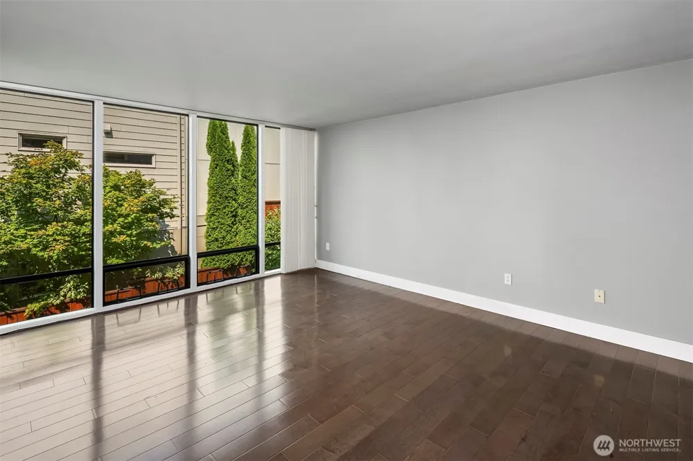 4561 Lake Washington Boulevard NE #201 Kirkland, WA 98033