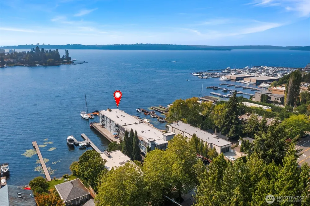 4561 Lake Washington Boulevard NE #201 Kirkland, WA 98033