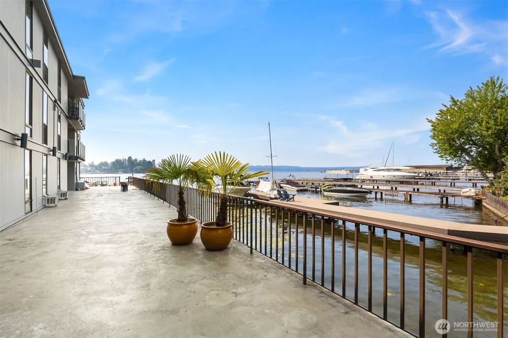 4561 Lake Washington Boulevard NE #201 Kirkland, WA 98033