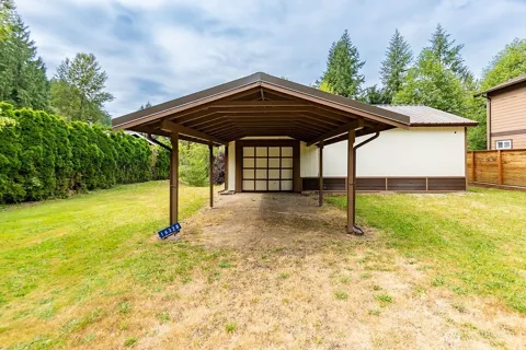 16328 Dogwood Lane
